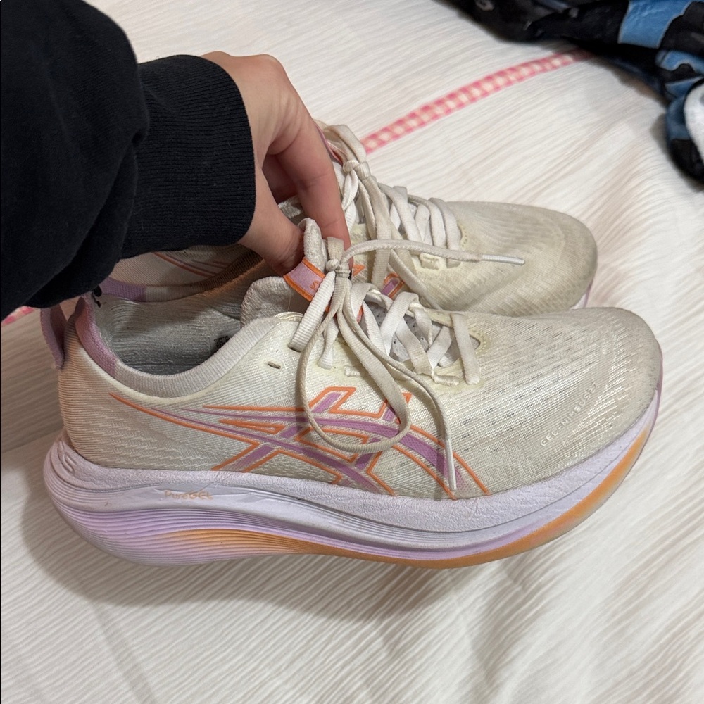 women’s asics gel nimbus 27